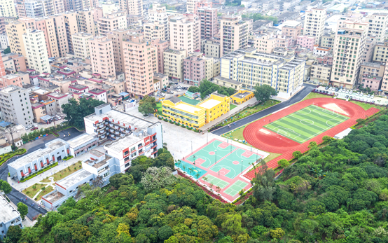 凤凰培英文武实验学校